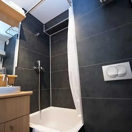 Staycity Gare De L'est 酒店 3*