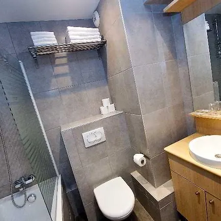 Aparthotel Staycity Gare De L'est 3*