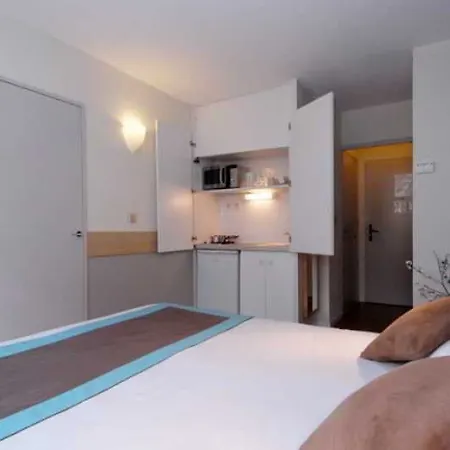 Apartahotel Staycity Gare De L'est 3*