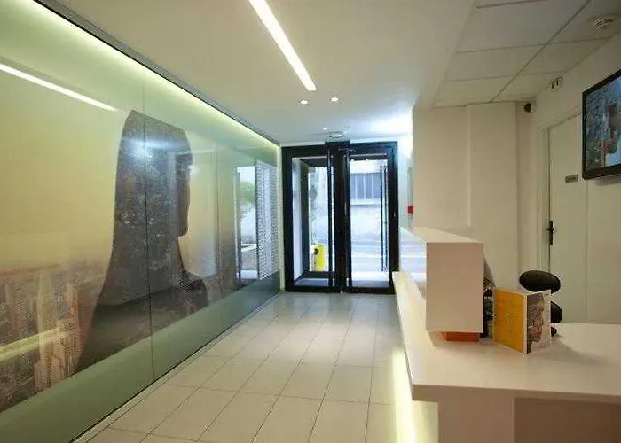 Staycity Gare De L’est Hotel 3*